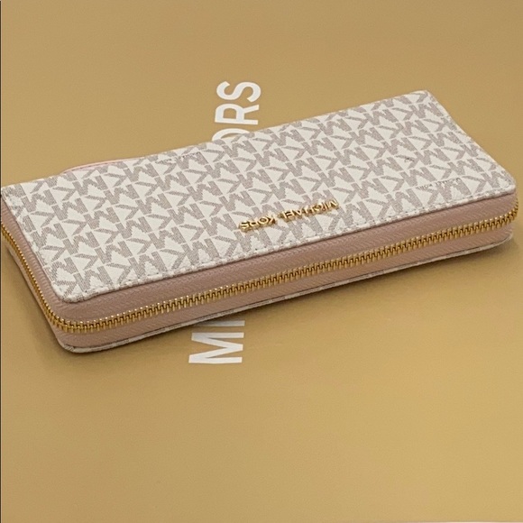 MICHAEL KORS LG CONTINENTAL WALLETS POWDER BLUSH - Picture 12 of 14